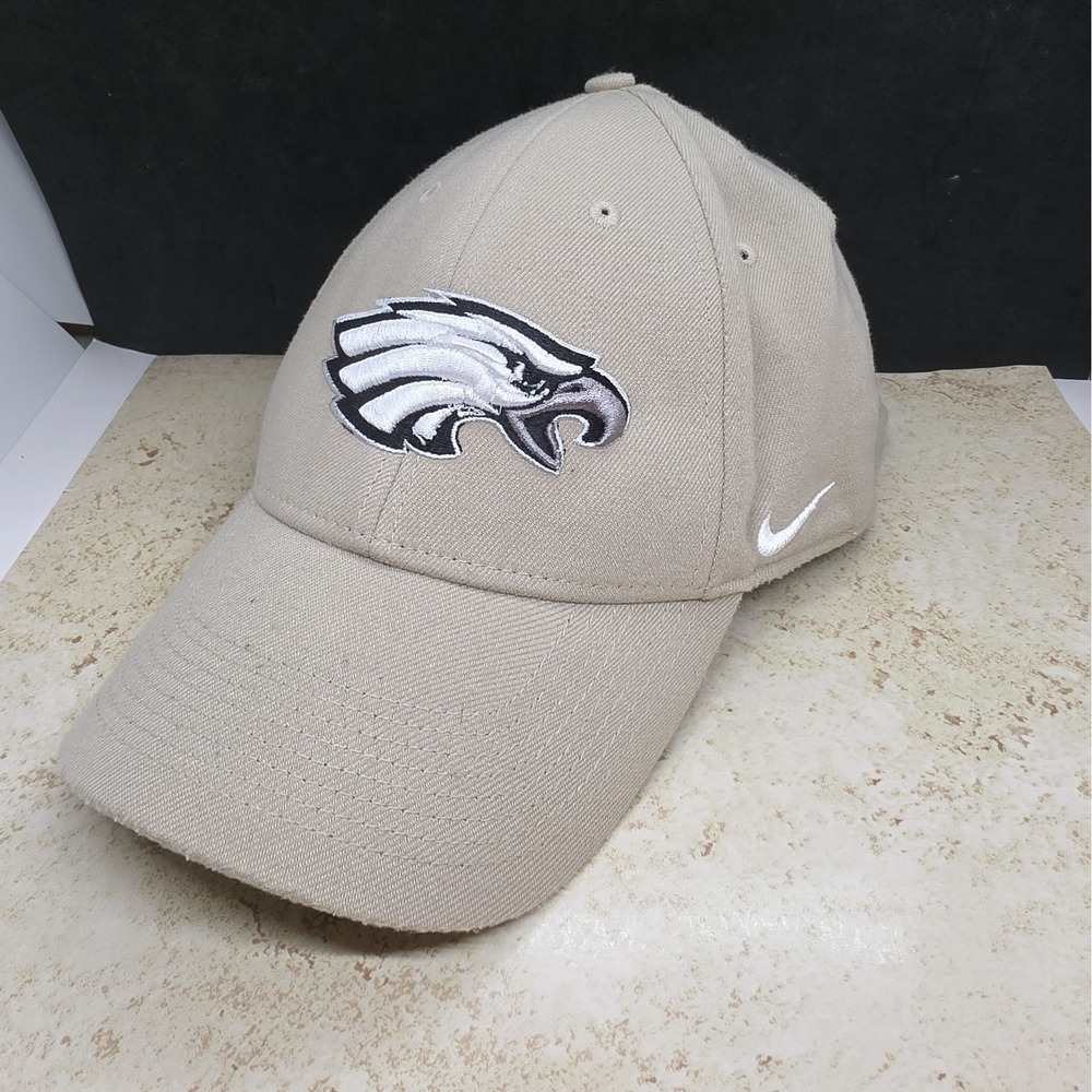 Nike Legacy91 Dri-FIT Philadelphia Eagles Tan Khaki Swoosh Baseball Cap One Size